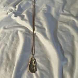 Kendra Scott necklace